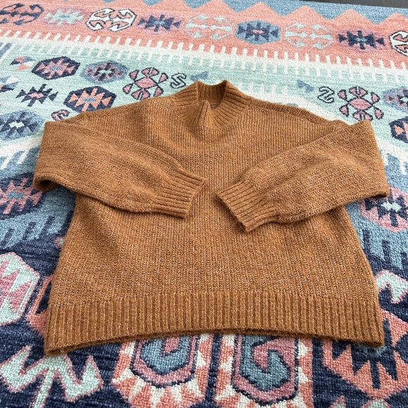 Old Navy Other - Old Navy girls camel mock neck Sweater size large 10/12